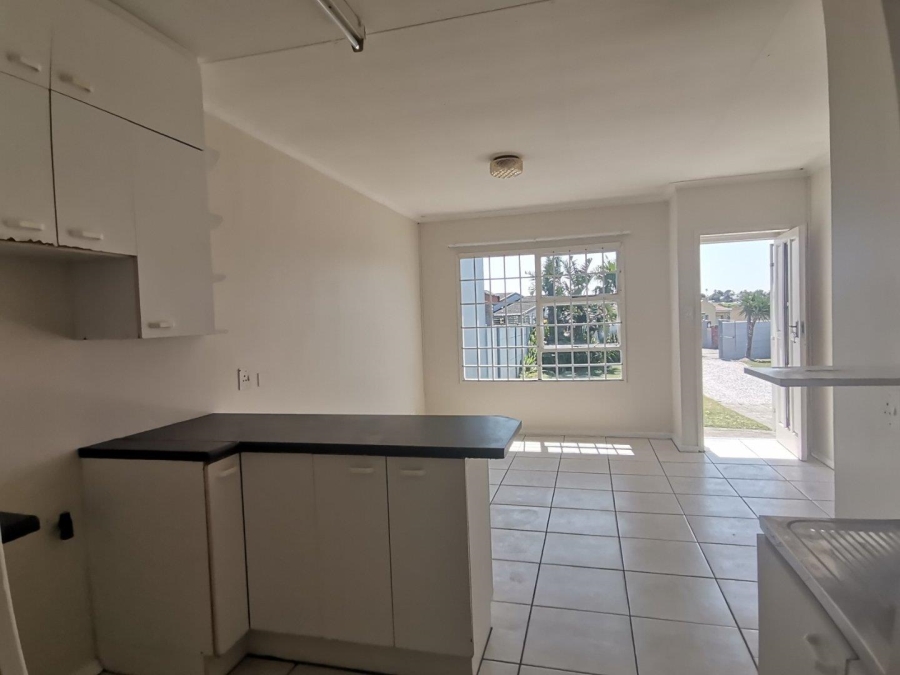 2 Bedroom Property for Sale in Sherwood Eastern Cape